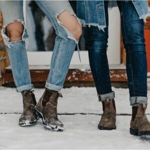 Blundstone Boots. Blundstone Tasmania 1870 Classic 585 Boots Rustic Brown.